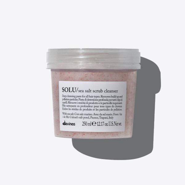 Davines SOLU Salt Scrub galvos odos ir plaukų šveitiklis su jūros druska, 250 ml